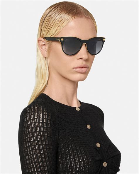 versace medusa charm sonnenbrille|Black & Silver Medusa Retro Charm Sunglasses by Versace on .